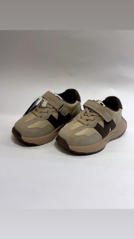 کفش بچه گانه