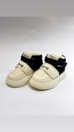 ساقدار چسبی